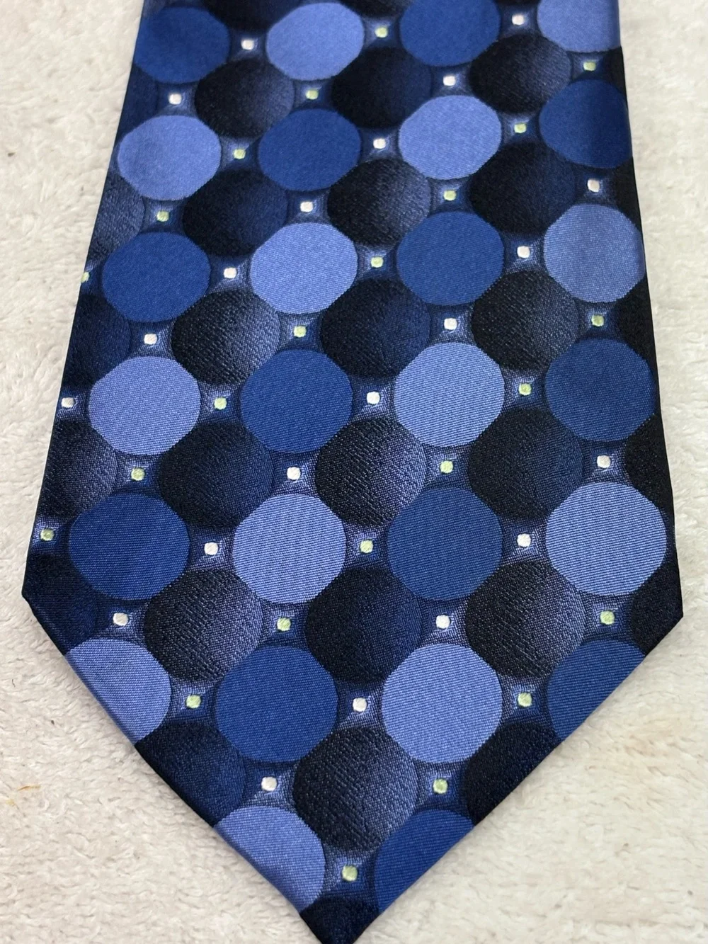 Brand New Stylish Tie By Croft & Barrows - 3 3/4 Inches Wide